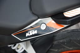New KTM 390 Duke photo gallery